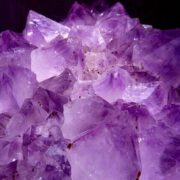 Edelstein Amethyst im Close Up